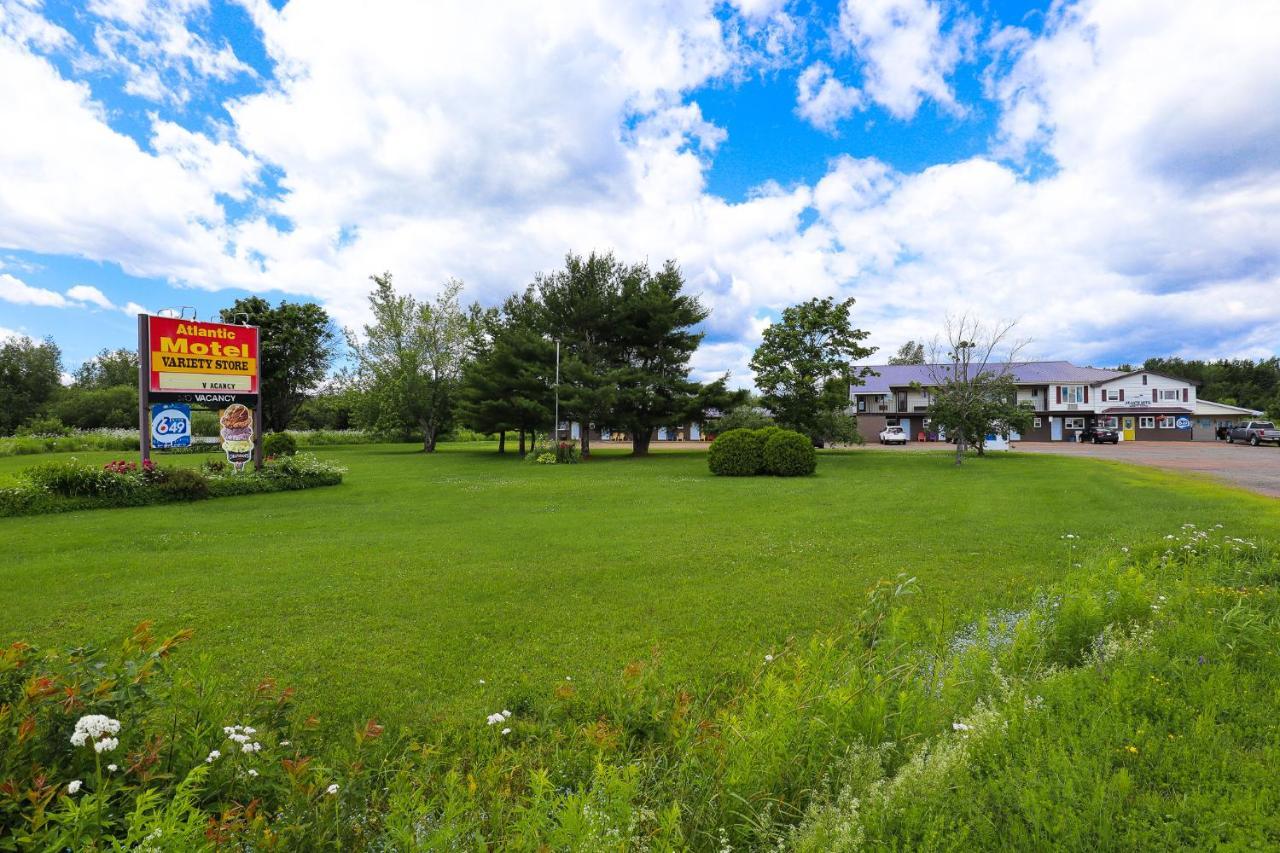 Atlantic Motel Berry Mills Exteriér fotografie