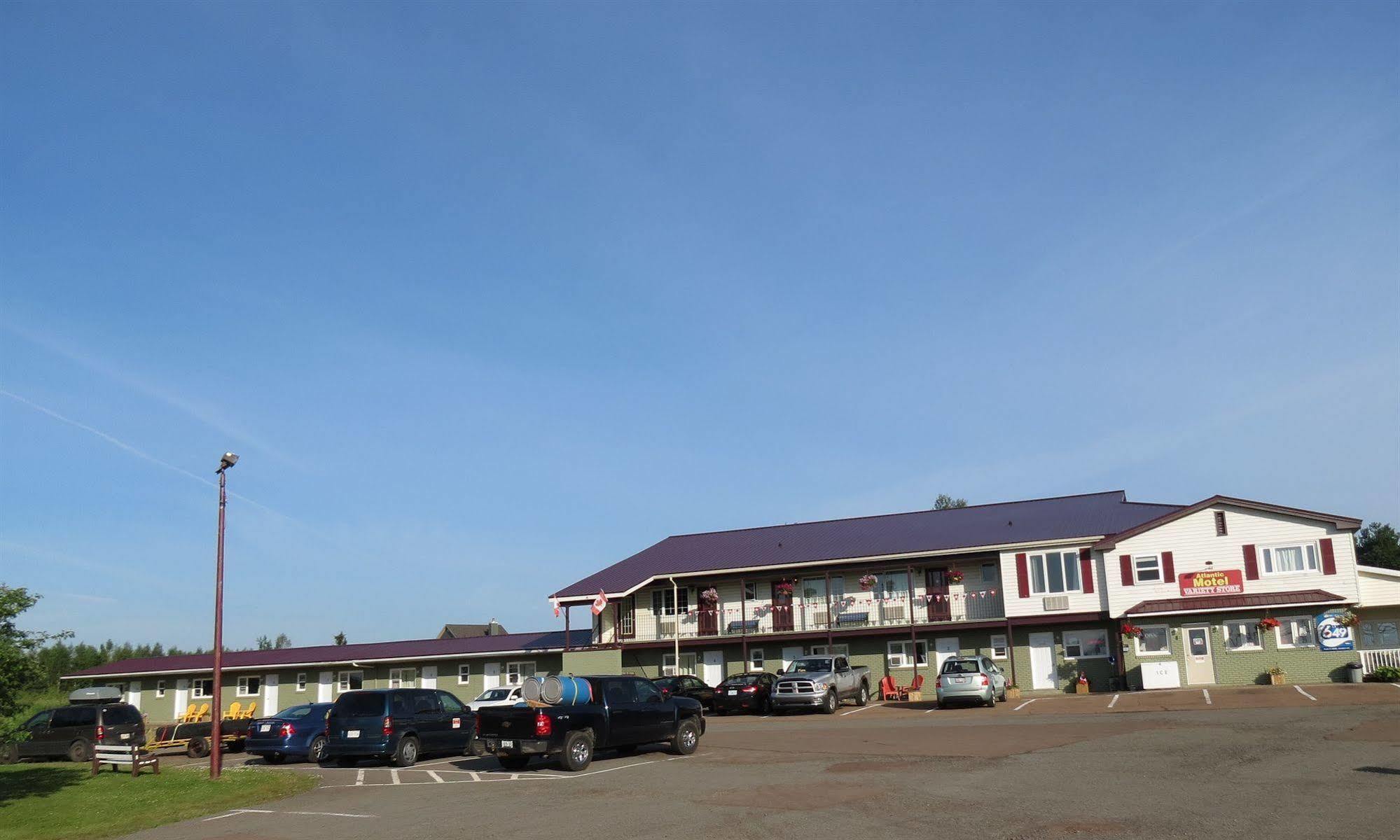 Atlantic Motel Berry Mills Exteriér fotografie
